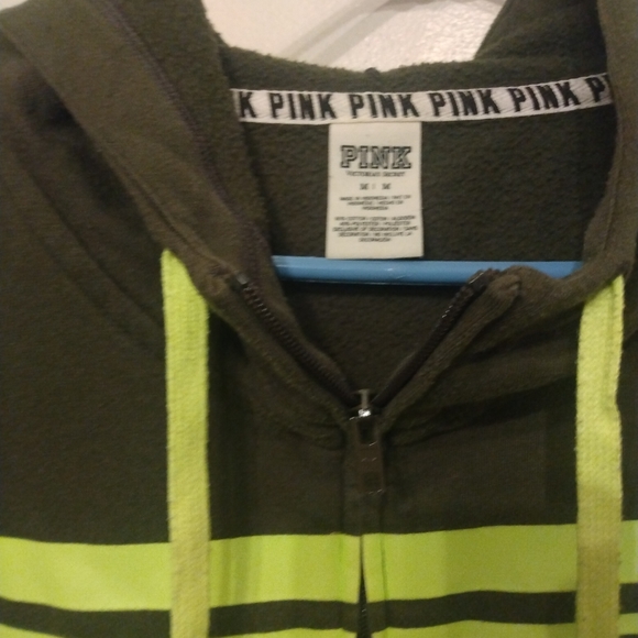 Pink by Victoria secret women's jacket - Picture 2 of 3